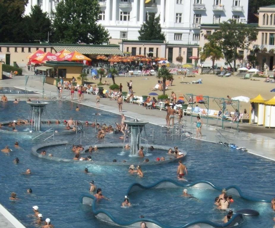 Hotel-Gasthof Martinek Baden Luaran gambar