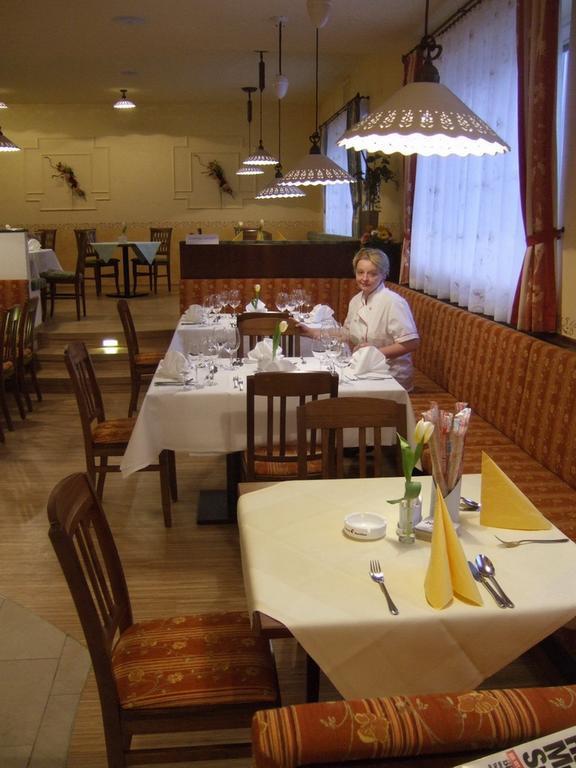 Hotel-Gasthof Martinek Baden Luaran gambar